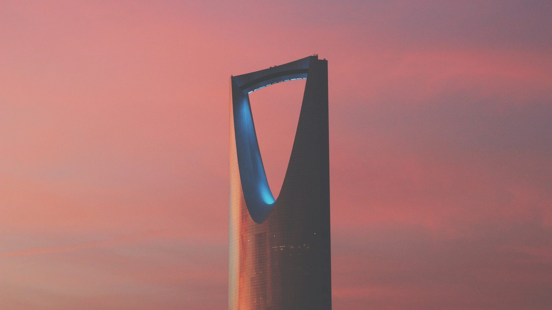 Kingdom Centre tower at sunset